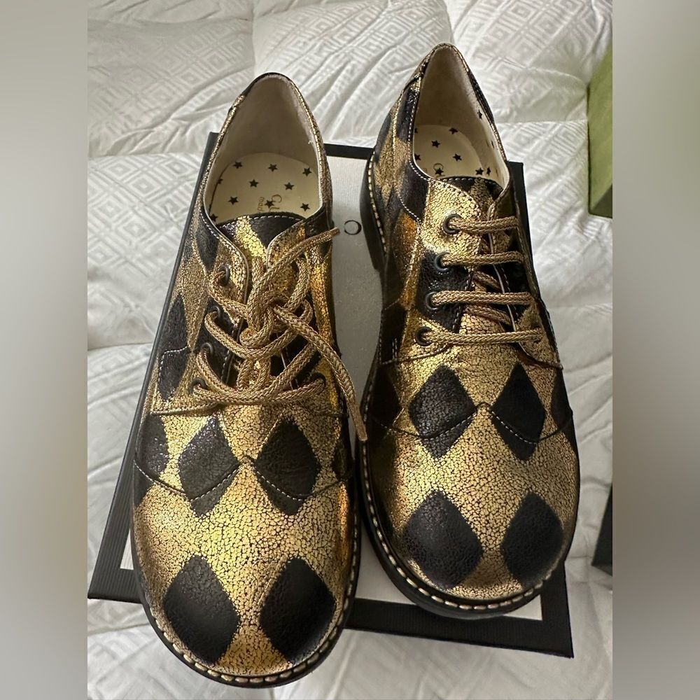 Brand new  with box Gucci shoes size 33 us size 2